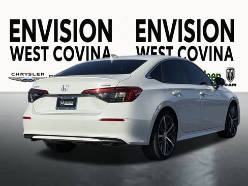 Used 2024 Honda Civic Touring image 11