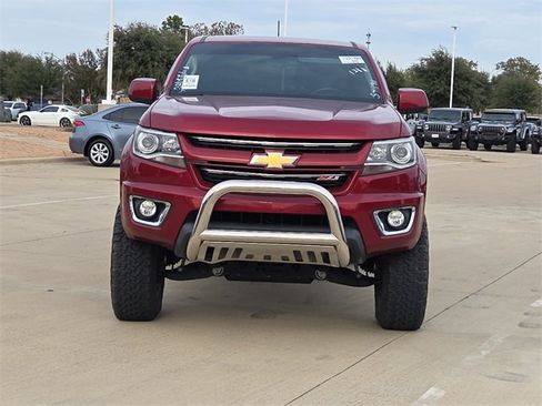 Used 2019 Chevrolet Colorado Z71 image 2