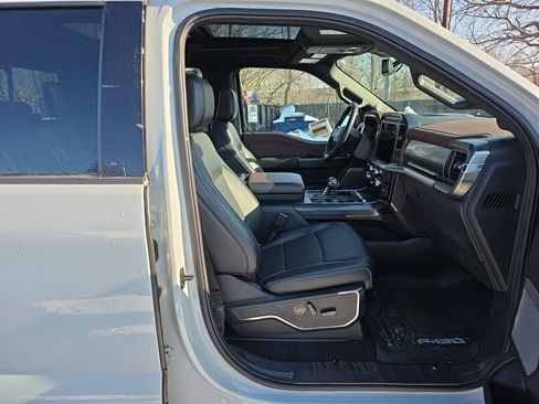 Used 2023 Ford F150 Lariat w/ Equipment Group 502A High image 9