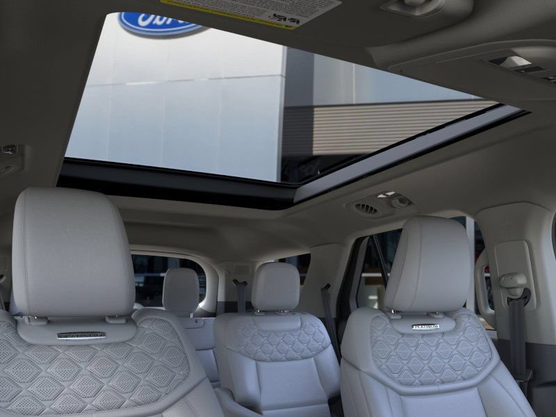 Used 2026 Ford Explorer Platinum w/ LUX Leather Package AWD/4WD image 26