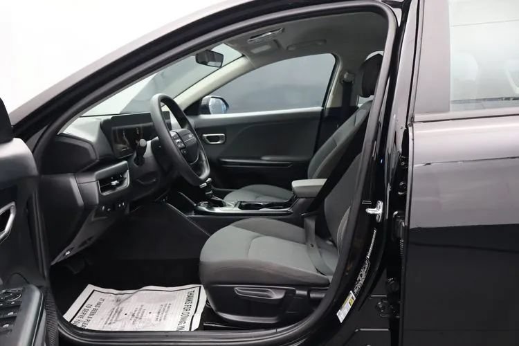 Used 2025 Kia K4 FWD image 14