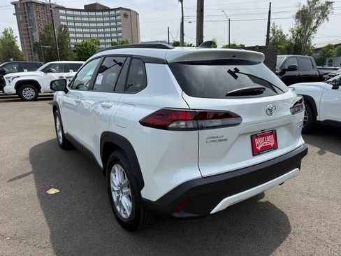 New 2026 Toyota Corolla Cross LE AWD/4WD image 5