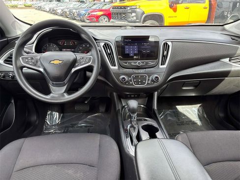 Used 2024 Chevrolet Malibu LT image 13