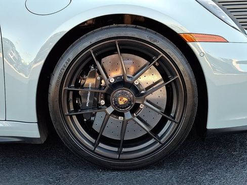 Certified 2025 Porsche 911 Targa 4 GTS AWD/4WD image 12