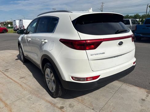 Used 2019 Kia Sportage LX w/ LX Popular Package AWD/4WD image 4