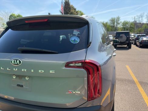 Used 2020 Kia Telluride S AWD/4WD image 5