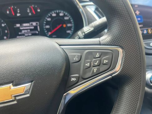 Used 2021 Chevrolet Malibu LT FWD image 17