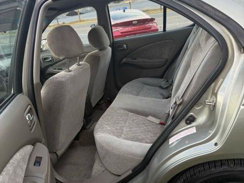 Used 2002 Nissan Sentra GXE image 11