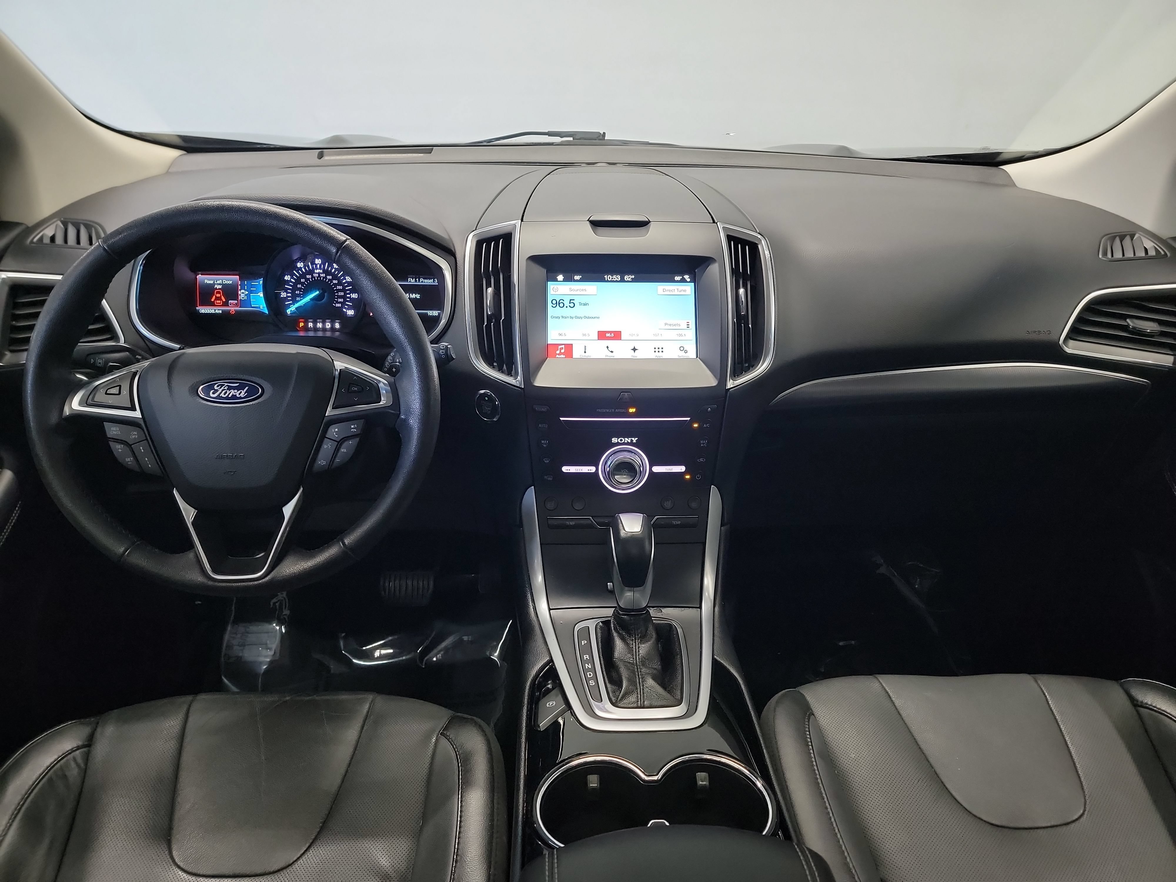 Used 2018 Ford Edge Titanium w/ Equipment Group 301A AWD/4WD image 15