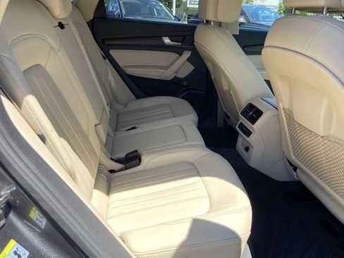 Used 2022 Audi Q5 2.0T Premium Plus AWD/4WD image 29