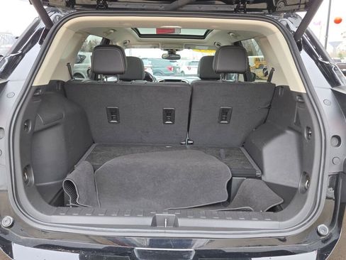 Used 2024 GMC Terrain Denali w/ Denali Premium Package image 14