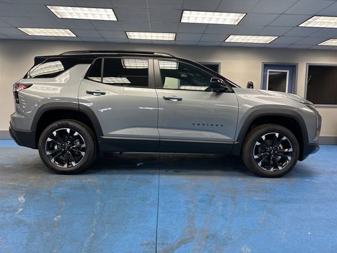 New 2026 Chevrolet Equinox RS image 2