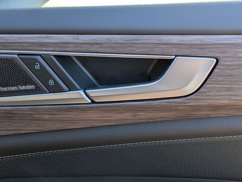 New 2026 Volkswagen Atlas SEL Premium R-Line image 36