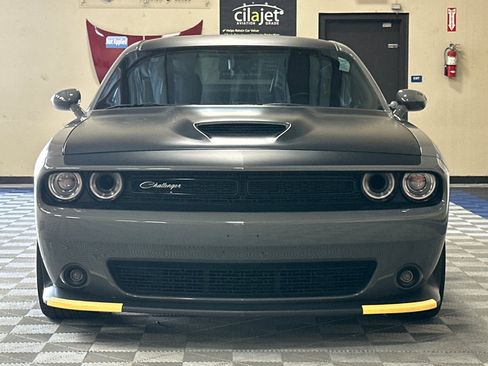 Used 2023 Dodge Challenger R/T w/ T/A Package RWD image 9
