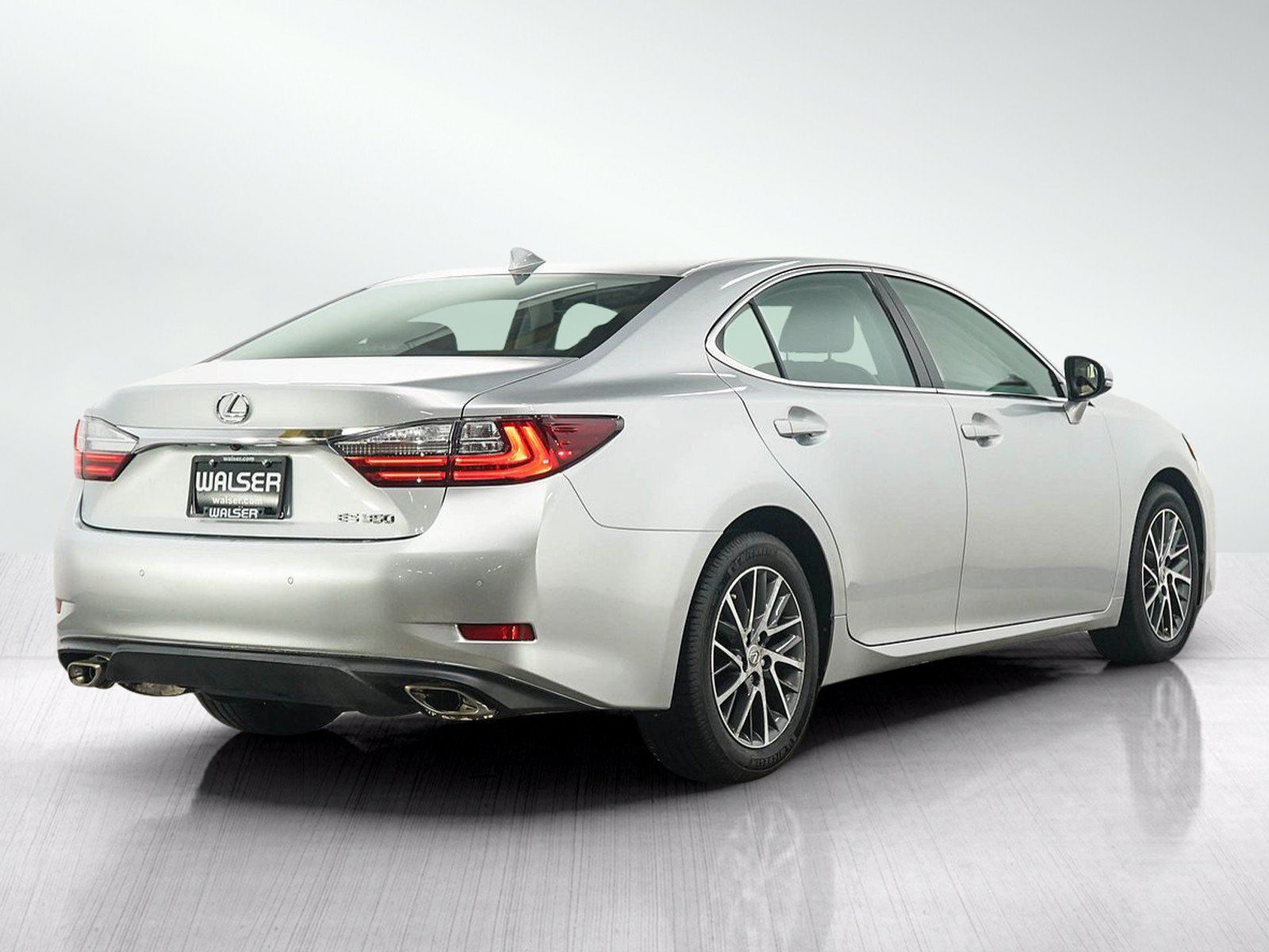 Used 2017 Lexus ES 350 w/ Luxury Package FWD image 8