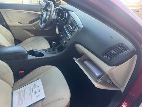 Used 2014 Kia Optima LX image 22