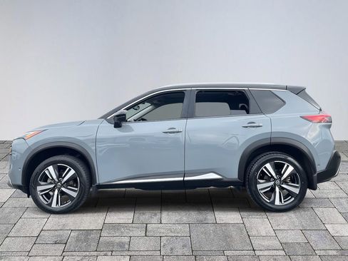 Used 2021 Nissan Rogue Platinum image 4