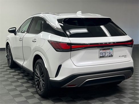 Certified 2026 Lexus RX 350 350h Luxury w/ Convenience Package image 7