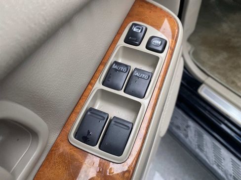 Used 2002 INFINITI QX4 2WD image 16