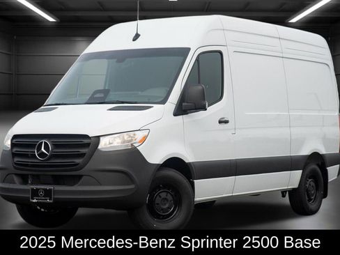 Used 2025 Mercedes-Benz Sprinter 2500 image 1
