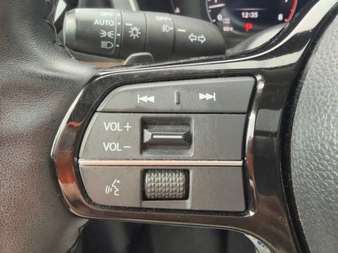 Used 2023 Honda Pilot Elite image 25