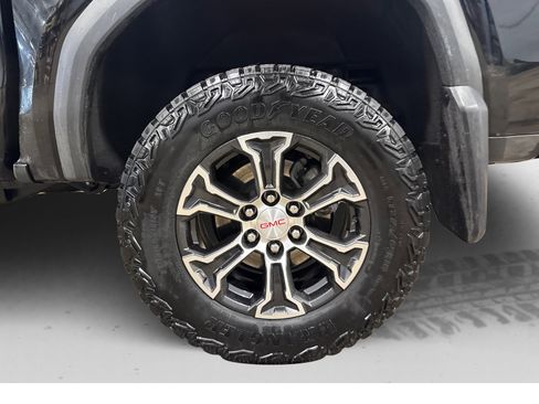 Used 2024 GMC Canyon AT4 w/ AT4 Premium Package image 54