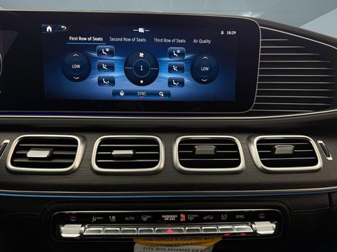 New 2026 Mercedes-Benz GLS 580 4MATIC image 30