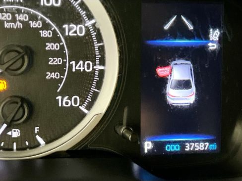 Used 2022 Toyota Corolla LE FWD image 20