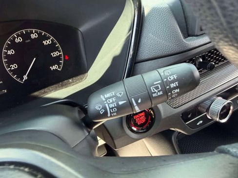 Used 2025 Honda CR-V EX image 30