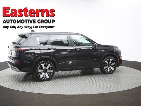 Used 2025 Mitsubishi Outlander SE AWD/4WD image 44