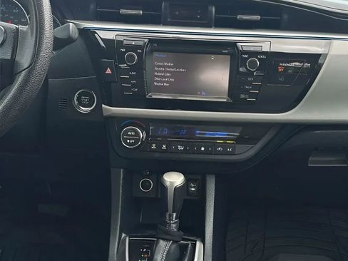 Used 2014 Toyota Corolla LE w/ Driver Convenience Package image 41