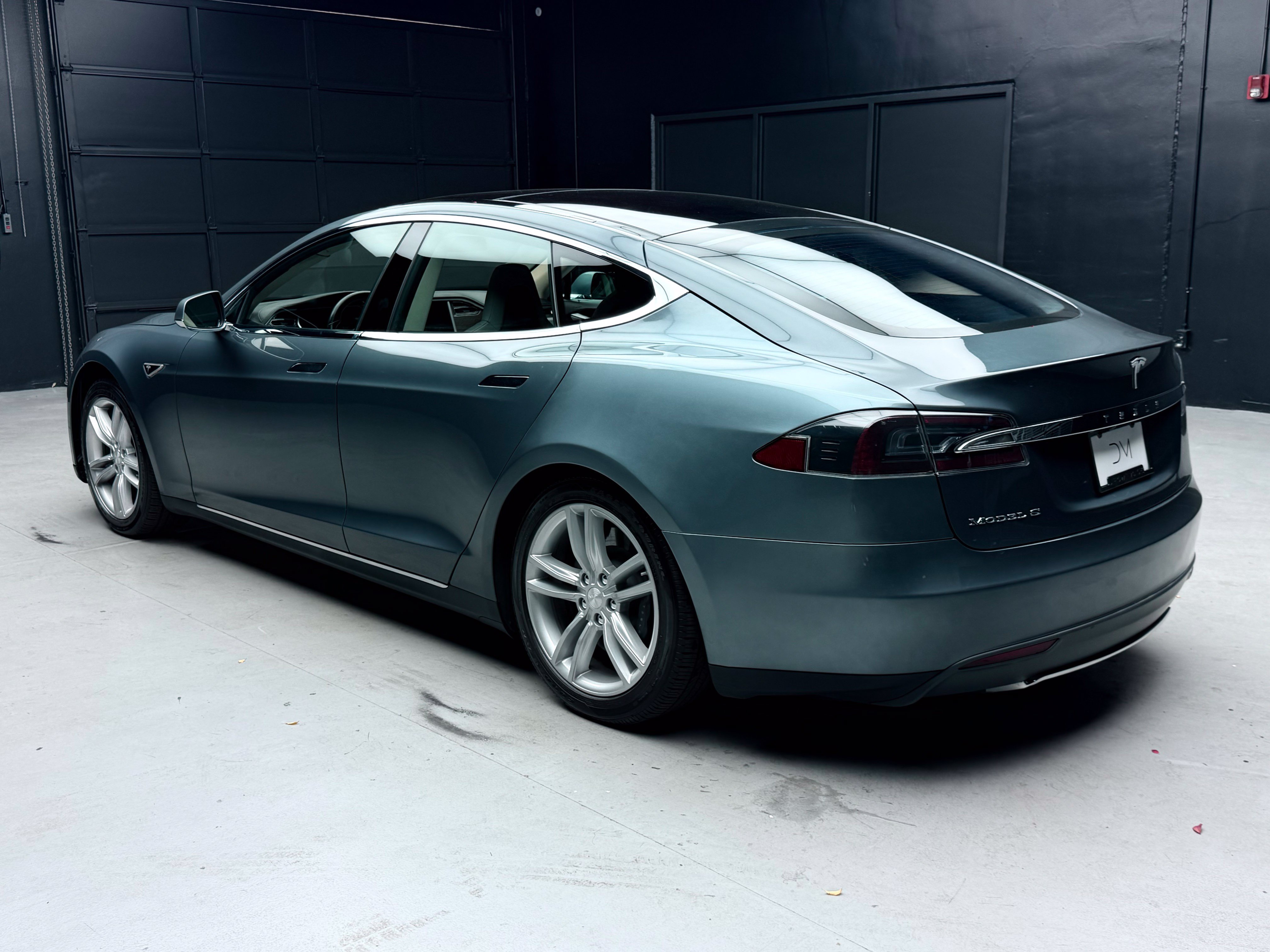 Used 2013 Tesla Model S RWD image 5