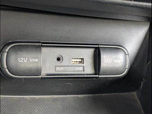 Used 2015 Kia Soul image 9