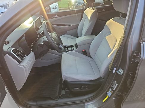 Used 2020 Hyundai Tucson Value FWD image 16