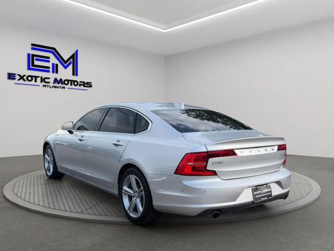 Used 2018 Volvo S90 T5 Momentum w/ Convenience Package AWD/4WD image 3