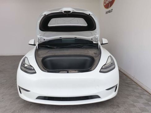 Used 2021 Tesla Model Y Long Range AWD/4WD image 5