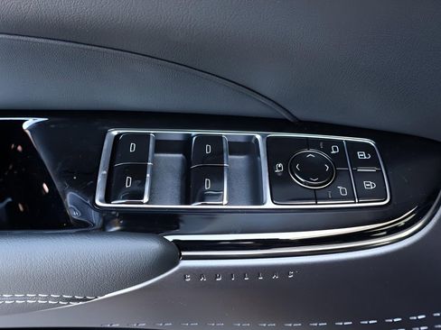 New 2026 Cadillac Lyriq Sport image 11