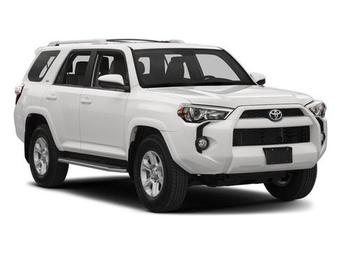 Used 2017 Toyota 4Runner SR5 AWD/4WD image 9