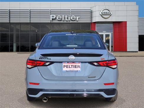 New 2025 Nissan Sentra SR w/ Midnight Edition image 4