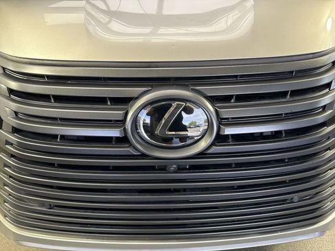 Used 2023 Lexus LX 600 4WD w/ Appearance Package image 29