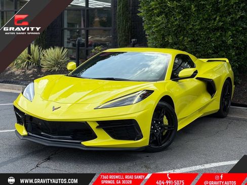 Used 2021 Chevrolet Corvette Stingray Convertible w/ Z51 Performance Package RWD image 1
