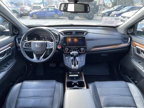 Used 2022 Honda CR-V Touring image 4
