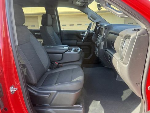 Used 2024 Chevrolet Silverado 1500 Custom Trail Boss w/ Dark Appearance Package image 20