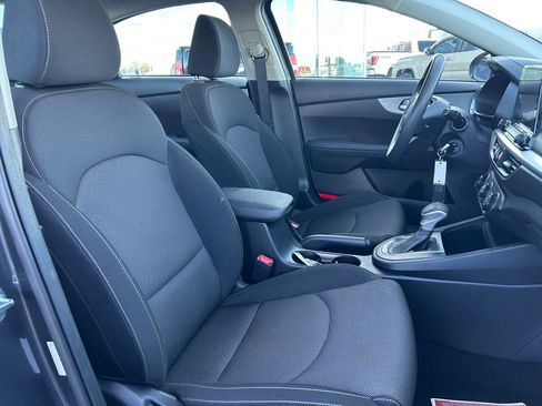 Certified 2024 Kia Forte LXS image 23