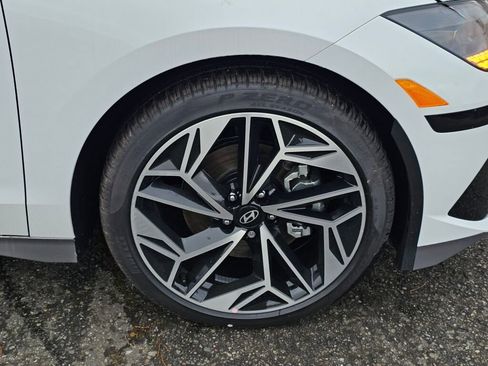 New 2025 Hyundai Ioniq 6 SEL image 9