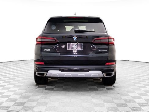 Used 2023 BMW X5 xDrive40i w/ Premium Package image 4