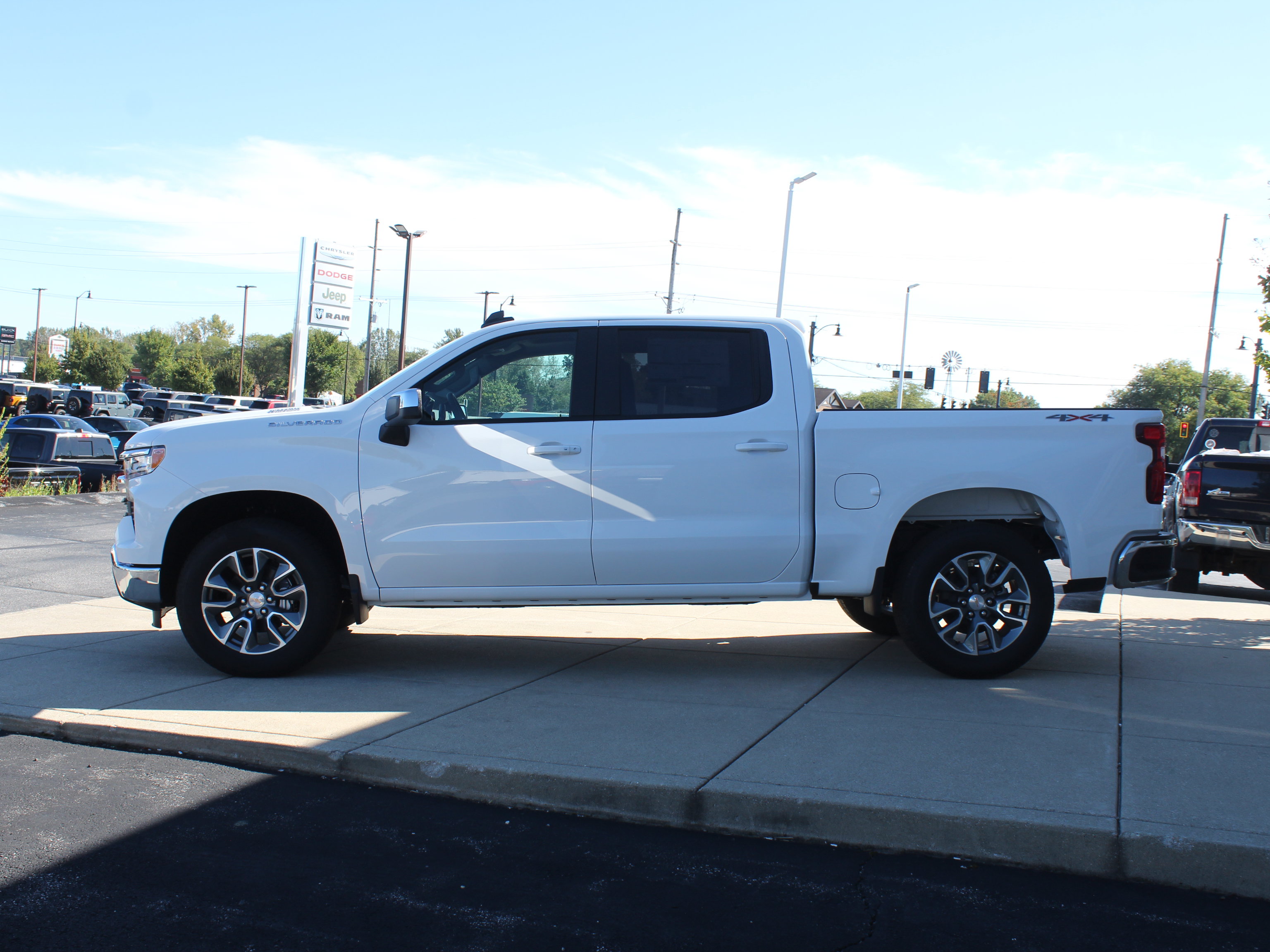 New 2026 Chevrolet Silverado 1500 LT AWD/4WD image 8