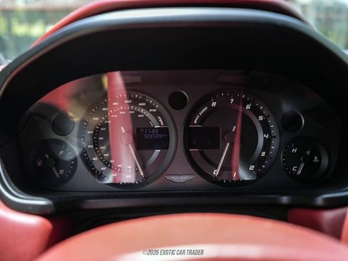 Used 2014 Aston Martin Vanquish Volante RWD image 25