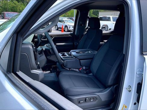 New 2026 Chevrolet Silverado 1500 RST AWD/4WD image 9