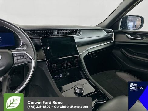 Used 2023 Jeep Grand Cherokee L Laredo AWD/4WD image 26